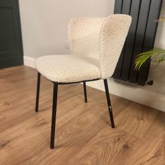 4 Dining Chairs