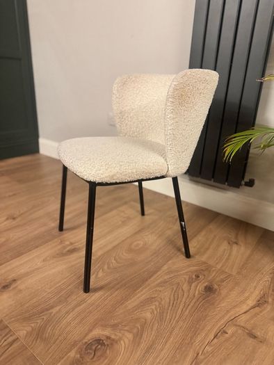 4 Dining Chairs
