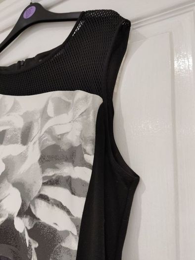 M and S Dress Size 18