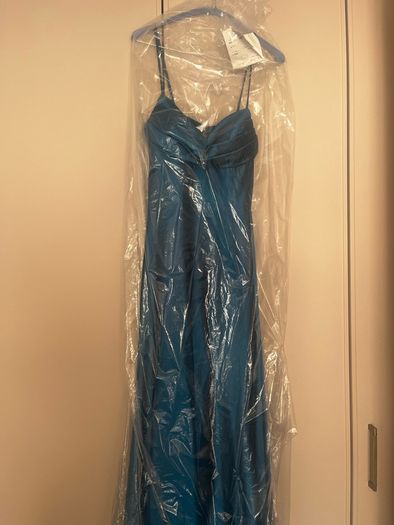 Debs Dress Simply Divine