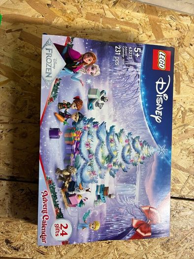 Bruder Digger Set/Lego Advent Calendar