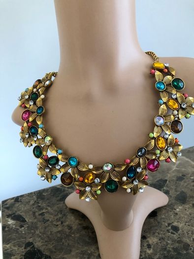 statement necklace