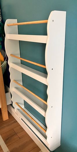 Kids book shelf
