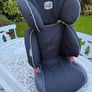 Child's car seat Image 2