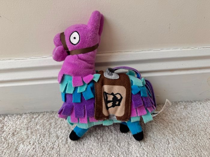 Fortnite Loot Llama Russ Soft Plush Epic Games 2018 Pinata Gaming Lama approx. 18 cm. Used Please see photos