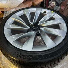 Sets of OEM 20 Tesla model Y Helix 2.0