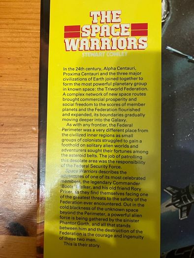 Science-Fiction book:'The Space Warriors'