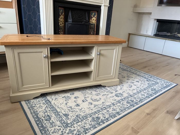 tv unit