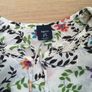 GAP Girls Flowery Blouse age 4-5 Image 2