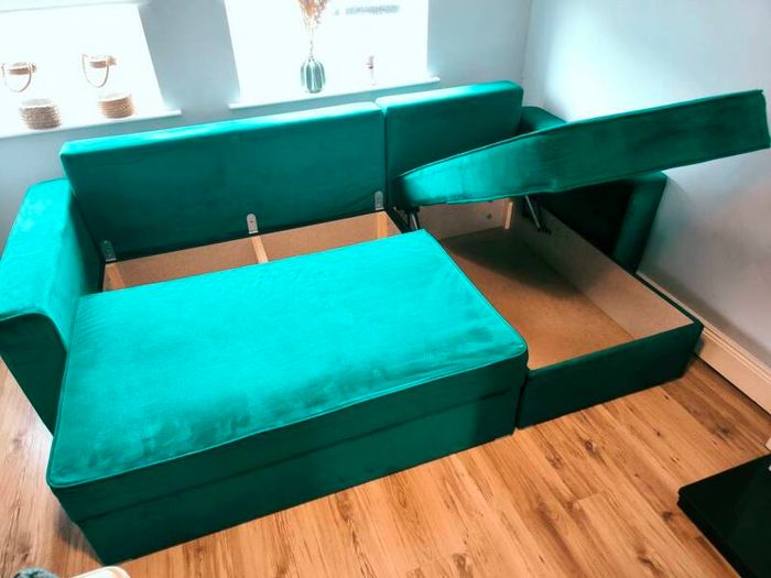 Corner sofa. Sofa bed. Very good condition