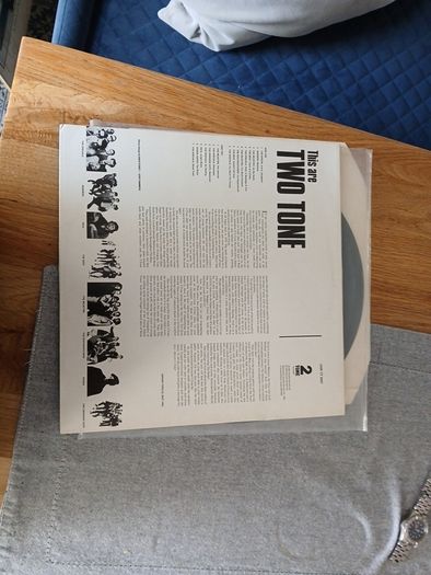 This are Two Tone Irish Pressing