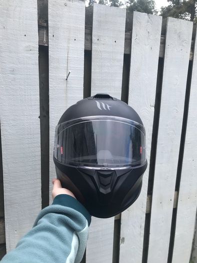 Targo MT Helmet matte black size M