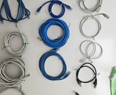 16 x CAT 5e ethernet network cables
