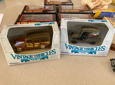 Ford Ertl Vintage Vehicles  lot of two model Rare