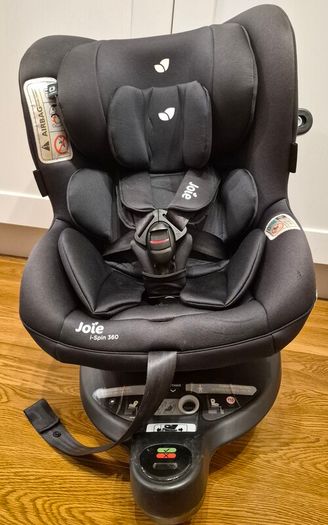 Joie i-spin 360 childs car seat