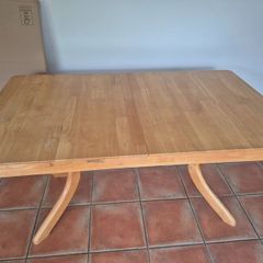 Kitchen table