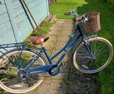 2 girls bikes for sale,both like new