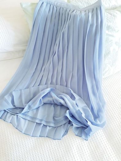 Baby Blue Midi Pleated Skirt - Size 6