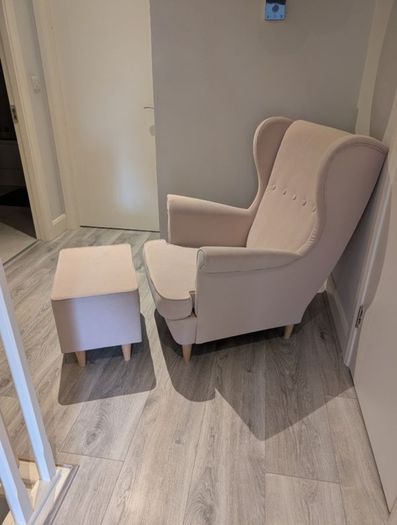 Pink Chair like Ikea style