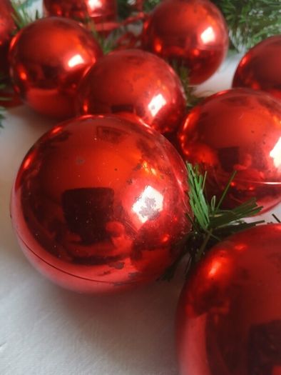 2 x Vitage Hanging Christmas Baubles Decorations