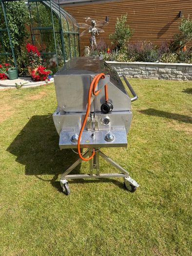 Rotisserie pig Spit