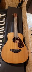 Yamaha guitar