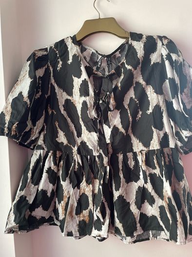 Pieces ladies top size 14 to 16 New