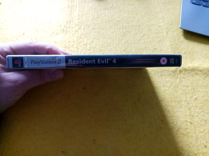 Resident evil 4 PlayStation 2 ps2 games Original Pal version