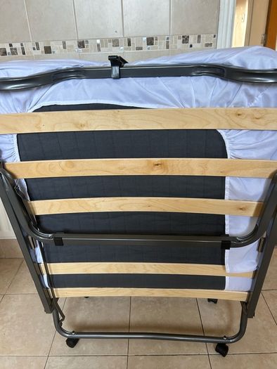 foldable bed