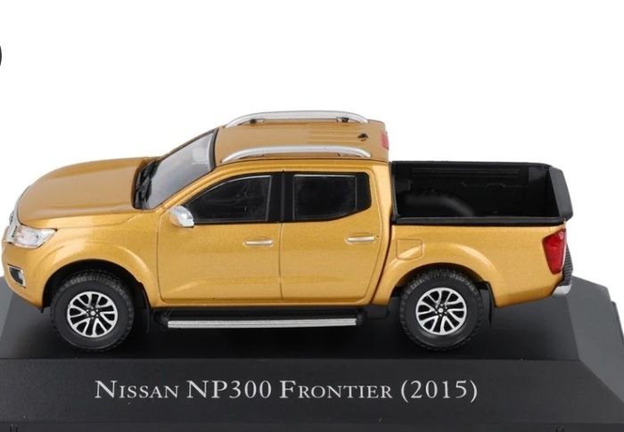 2015 Nissan Navara/Frontier 1:43 Diecast Model