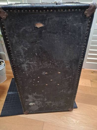 Antique Hartmann Steamer Trunk