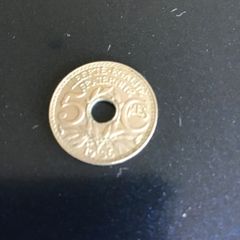 Old 1936 France coin 5 Centimes
