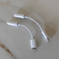 Apple Lightning to 3.5mm Headphone Jack Adapter