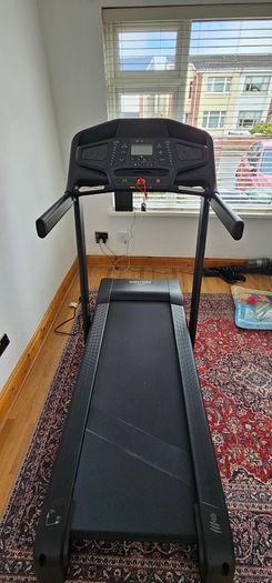 DOMYOS T900D 18km/h Treadmill