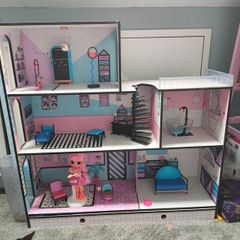 Lol dolls house and accessories