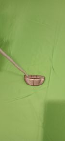 Mallet Putter equipped with Super Stroke Slim 3.0 Grip