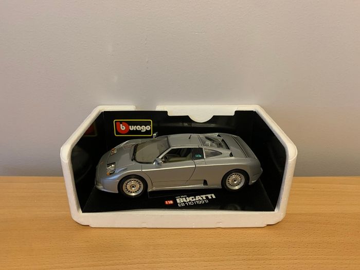 Bugatti EB110 1991 1/18 Burago Model Car