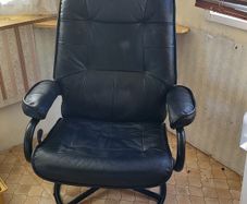 Recliner chair and foot stool