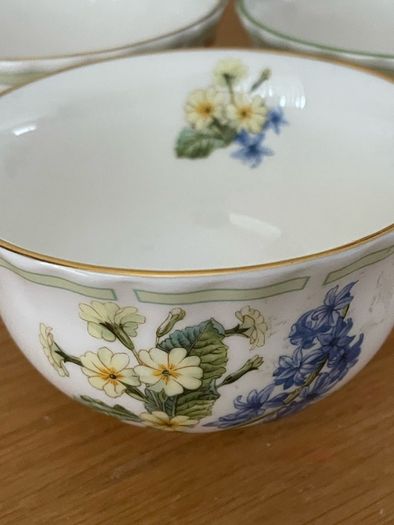 Royal Albert bowls
