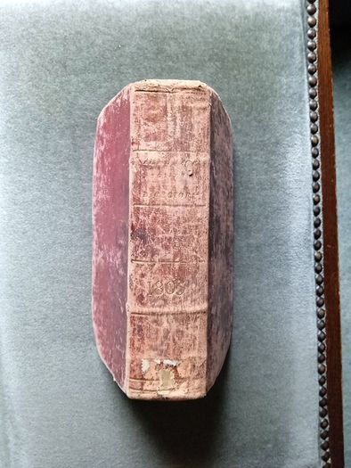 The gentleman's and citizens almanack for 1805