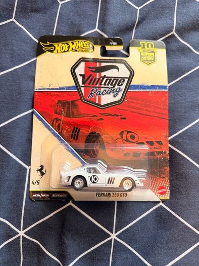 hot wheels Ferrari 250 gto