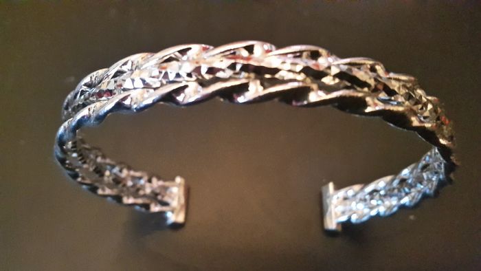 Sterling Silver Diamond Cut Bracelet