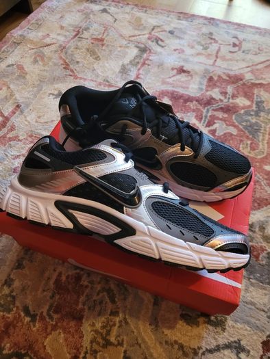 Nike trainers UK12  UK13