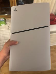PS5 Slim Digital