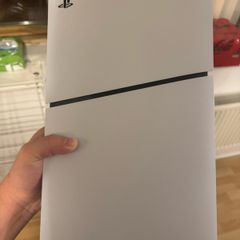 PS5 Slim Digital
