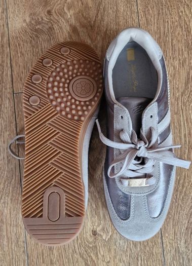 Lloyd & Pryce Trainers