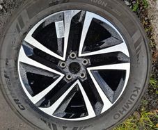 18" Genuine Seat Terraco Alloy with tyre