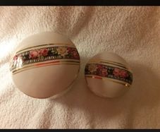 Vintage dressing table set
