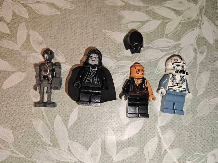 Lego Star Wars Emperor Palpatine's Shuttle 8096