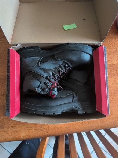 Redback Safety Shoes Pioneer